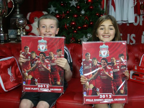 Birthday Gift Idea For Men And Boys Liverpool FC Official Football Gift Kit Lunch Bag A Great Christmas 